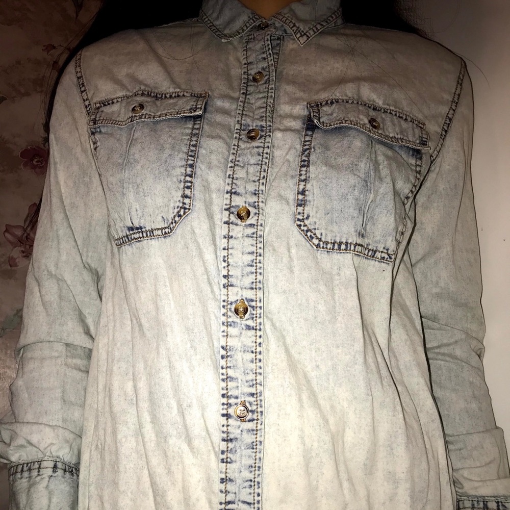 Truth NYC Comfortable Button Up Shirt